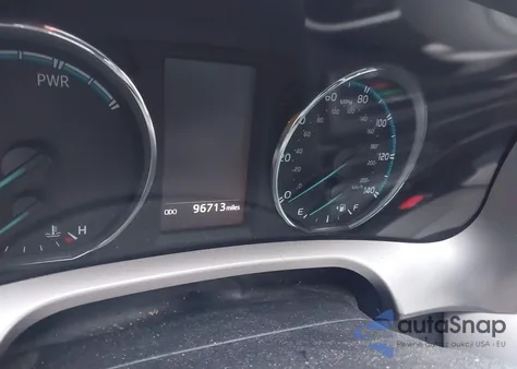 2016 Toyota Rav4 Hybrid Limited z USA, uszkodzony, nr VIN JTMDJREV6GD039220